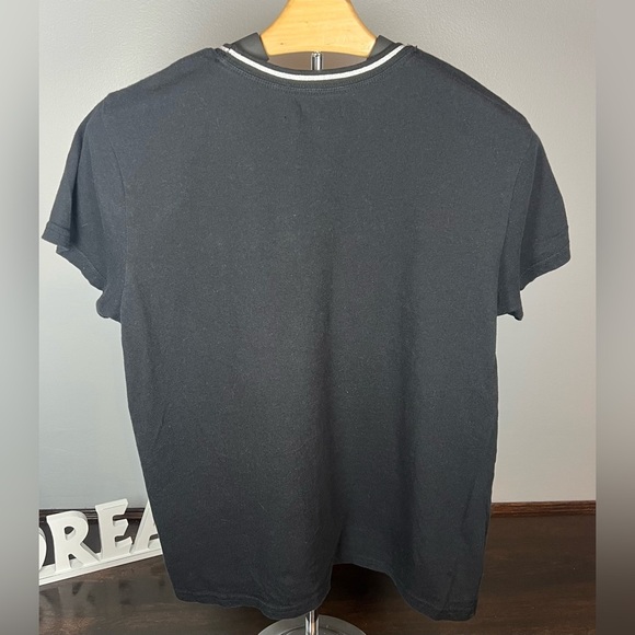 A&F Women's Black Soft T-Shirt Tee Short Sleeve Silver Stripe Around Neck Size M - Picture 2 of 7